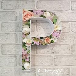"P" letter with silk flowers