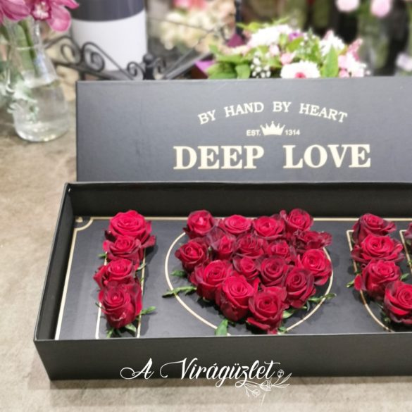 Special "I love you" red rose box