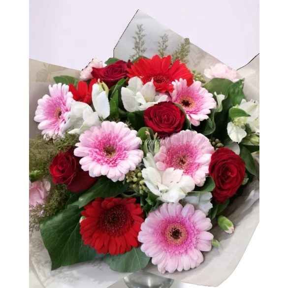 Gerbera Daisies & Roses bouquet