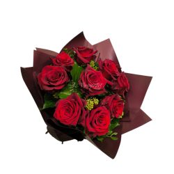 11 strands of premium long Ecuadorian red roses in a bouquet