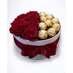 Special Edition rose box with bonbons