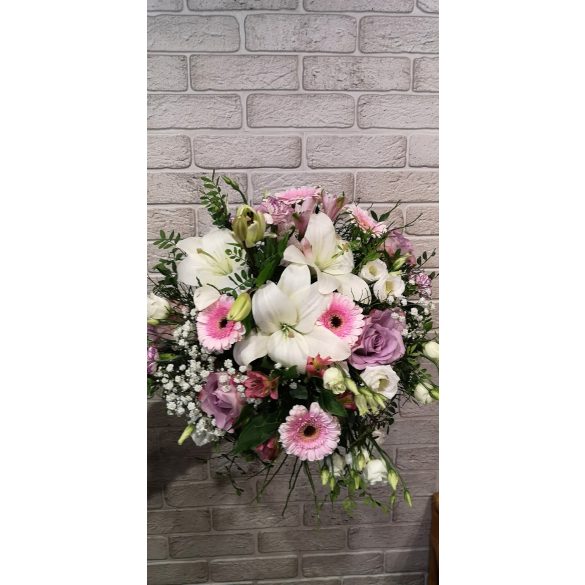Pink-white bouquet of mixed flowers