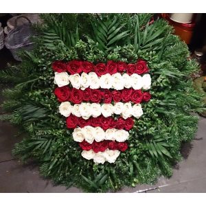 Big standing wreath with roses