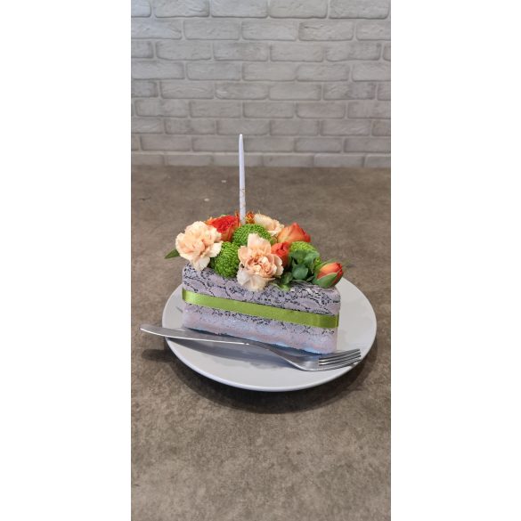 Orange-toned flower cake slice