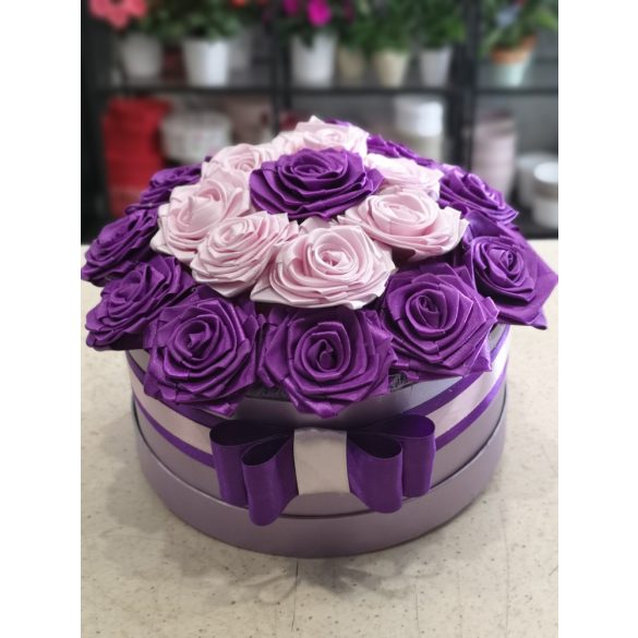 Luxus lila örökrózsa doboz