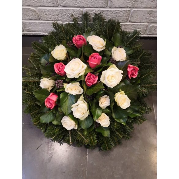 Half-standing Dome wreath with roses