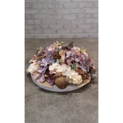 Peach & Purple table decoration from silk flowers
